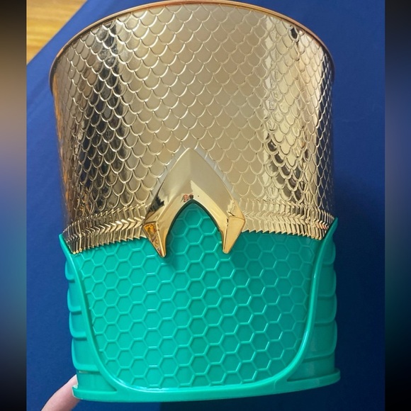 Aquaman & The Lost Kingdom Exclusive popcorn 2 buckets - Picture 2 of 3